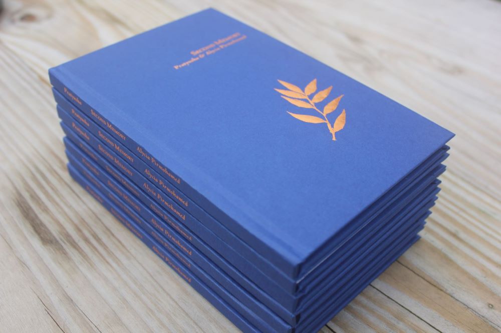 GuillemotPress's tweet photo. OUT NOW! Second Memory by @nala_e_bulbul & @a_pirmohamed, a collaborative poetry/essay pamphlet that traces and entwines ancestral histories. Second Memory is a beautiful little hardback featuring printed endpapers & details by @AnupaGardner. Available: https://t.co/tk1zhfwWcn https://t.co/dYBRG1hMEl