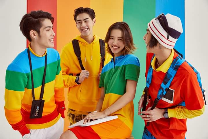 juneionlyfan's tweet photo. ครอบครัวนี้เค้าน่ารักนะคะ #นายเน่ 💕
#jaokhun #jaosmut
#lacostexpolaroid https://t.co/ys7U6FSJzx