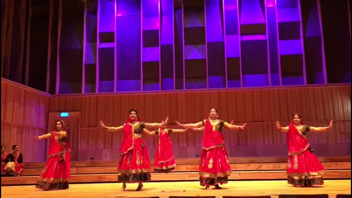 sampad_arts's tweet photo. It's the Easter Weekend holiday and tomorrow is time for another #AsianSpringOnScreen!
Relax with your tablet or mobile and go to https://t.co/gf6VD0Ln3F at 5pm tmrw (Saturday) to see Anjali Dance Group perform a Ghoomar dance.
https://t.co/jwsrs4F8Ic https://t.co/r8hAO6scLI