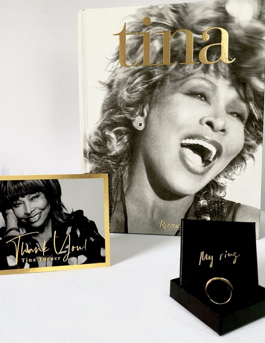 tinaturnerblog's tweet photo. Just a touch of Love ❤️
My Ring by TINA available here:
https://t.co/cF3ql8To3P
#TinaTurner #TinaFilm #LoveTina #MyRing https://t.co/gNwjclwvtM