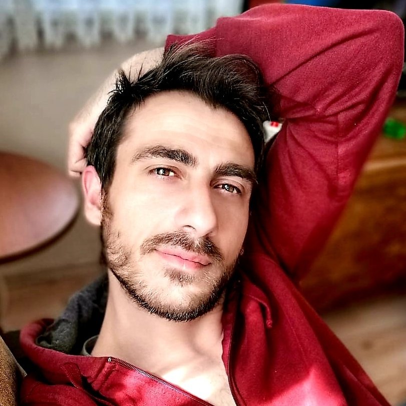 Fatihyucel5252's tweet photo. #YeniProfilResmi https://t.co/voxIZ8ir0W