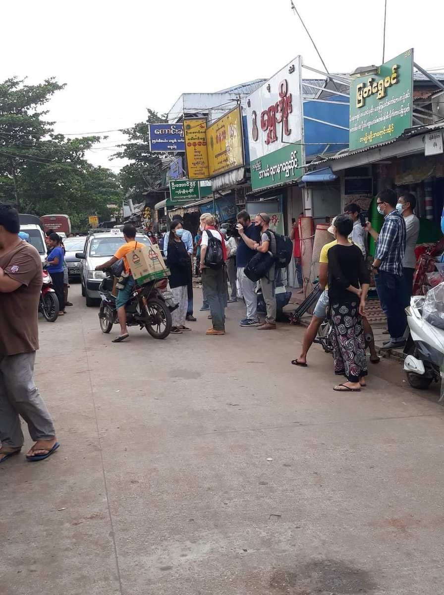 hninyadanazaw's tweet photo. Happening now: locals report that CNN’s @clarissaward and crew were visiting Mingalardon quarters, another two girls who interviewed by the news team were seen abducted by junta’s security forces in plain cloths. 
#WhatsHappeningInMyanmar https://t.co/yqpyj21aZx