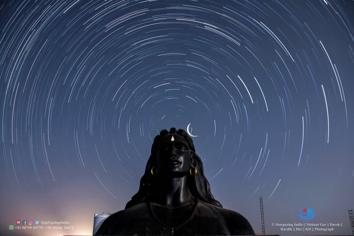 StargazingIndia's tweet photo. "काल भी उसका क्या बिगाड़े जो भक्त हो महाकाल का.." हर हर महादेव .
#star #startrail #mahadev #trails #adiyogi #shiv #shivji #bhuj #kutch #adiyogishiva #gujarat
#gujarattourism #incredibleindia #india #bhujbloggers #stargazing #stargazingindia #isro #nasa #kutchdobaremas #ourkutch https://t.co/aF9WYTb3Gu