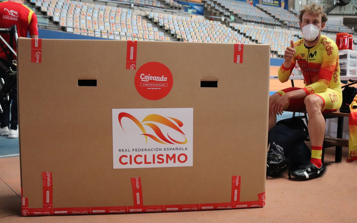 #TeamESPciclismo 🇪🇦 | Los ciclistas de la Selección Española de Pista han podido comprobar cómo sus bicicletas se transportan con total seguridad gracias a <a href="/infocajeando/">Cajeando</a> proveedor oficial de la RFEC 👏