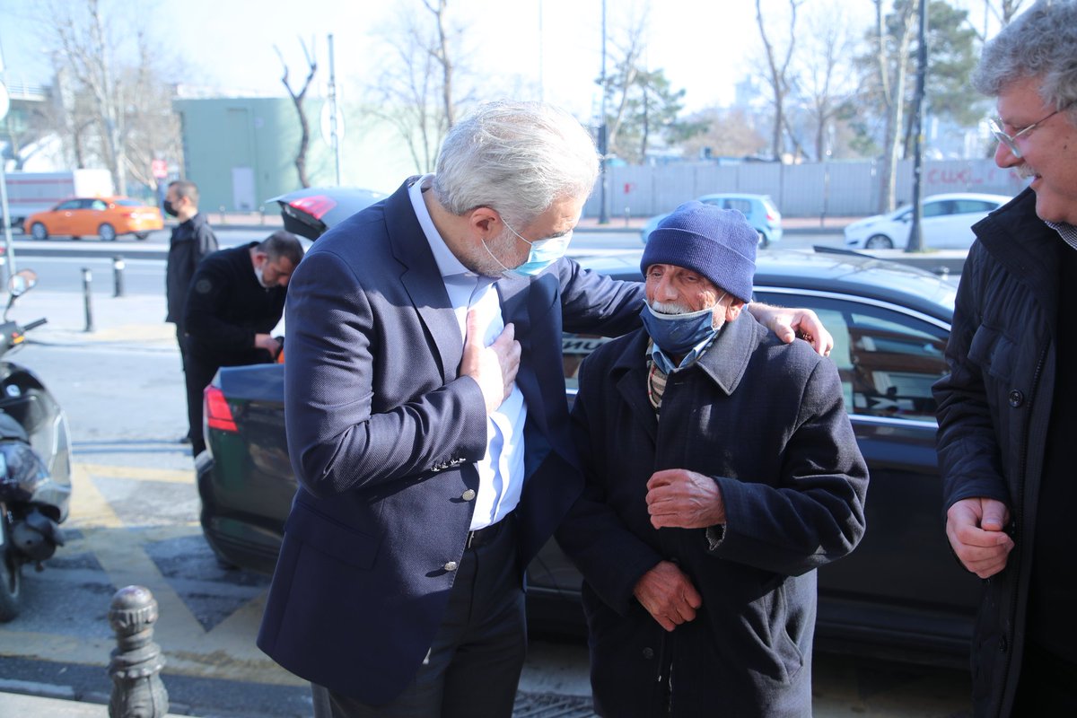 Gecenin zifiri karanlığında ya da yeni günün ilk ışıklarıyla bir yerlerde karşılaşabiliriz. 

Ne dedik: “İşimiz vaktimizden çok”