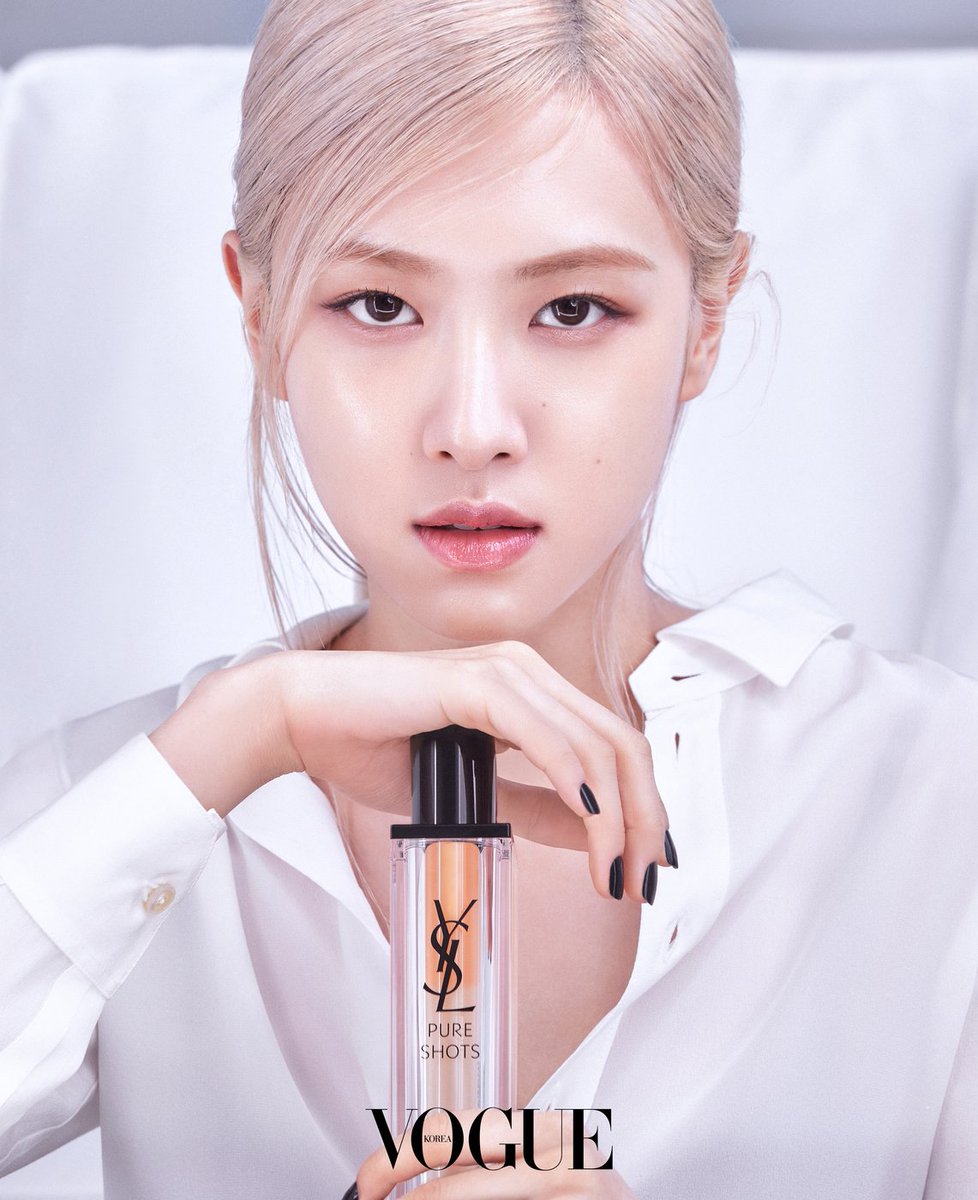 ROSEANNE_DAYS's tweet photo. [VOGUE KR] ROSÉ's Real One-Pick Serum These Days (YSL Beauty)

Visit the website:
▶️ https://t.co/HCJ2V7sSWw

#ROSÉ #로제 @BLACKPINK https://t.co/A90EhcyDvs