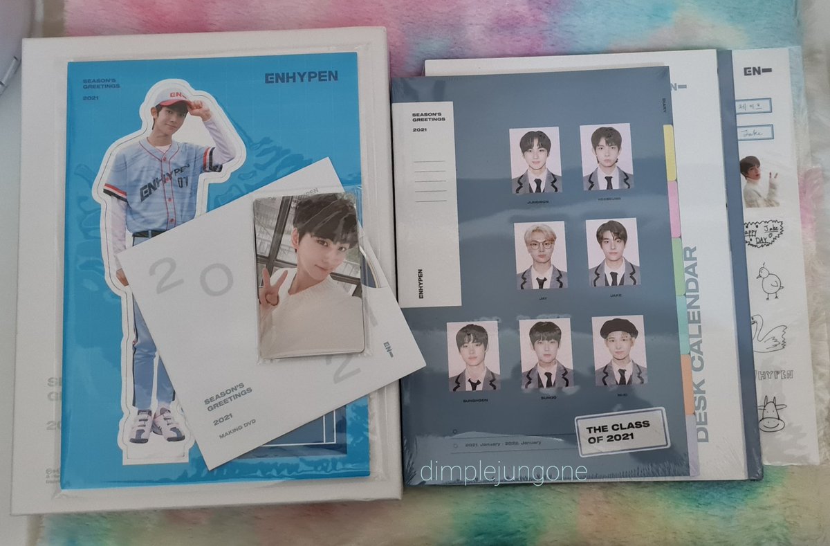 additional sg inclusions ☆(unsealed)- ot7 photocards- dvd - heeseung photostand - desk calendar- diary- sticker set