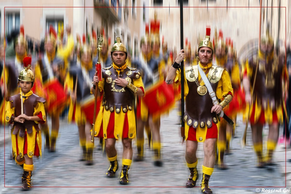 ROGRCA's tweet photo. Manaies #Girona 2019
#manaies @manaiesdegirona #manaiesdegirona #Easter #photography #photoshop #traditions #effec #digitalart #DigitalTransformation #streetphotography https://t.co/XxsuXvnuP6