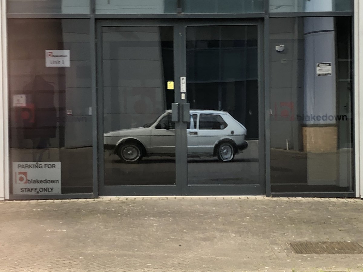 veedubhev's tweet image. Haven’t even washed Edy yet &amp;amp; I’m out in him lol. Parts needed for Tina so you know....Good excuse for a spin out 😂 #GreatReflection #GoodFriday