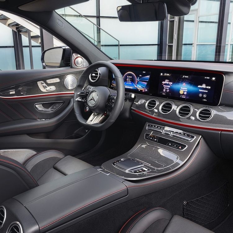 MercedesBenz's tweet photo. [Kraftstoffverbrauch kombiniert: 8,8–8,5 l/100 km | CO₂-Emissionen kombiniert: 200–194 g/km | https://t.co/s95yKNytGO | Mercedes-AMG E 53 4MATIC+ Limousine]

The perfect balance of style and performance inside out.

Via @MercedesAMG
#MercedesAMG #AMG #DrivingPerformance #E53 https://t.co/qYWYP9ZYTh