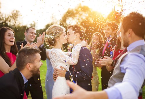 bookentertain's tweet photo. Summer of 2021 is set to be the return of events. We advise to book well in advance to secure entertainment for your perfect day 💍

Browse our acts here, with new performers added weekly: https://t.co/VV4p4hocu4
#BookEntertainment #Performers #2021 https://t.co/kQ6dKohoH8