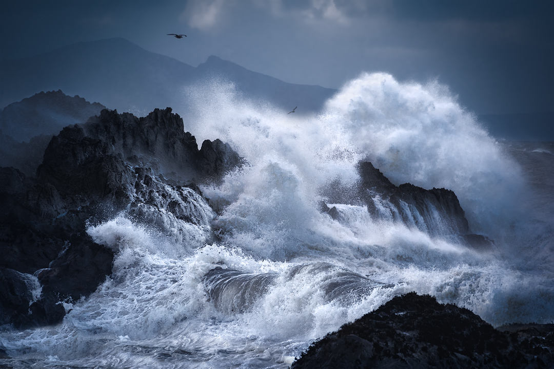 UkFilters's tweet photo. Stormy Seas in Wales, UK by ambassador Neil Tapman https://t.co/UF9qFo35Ze