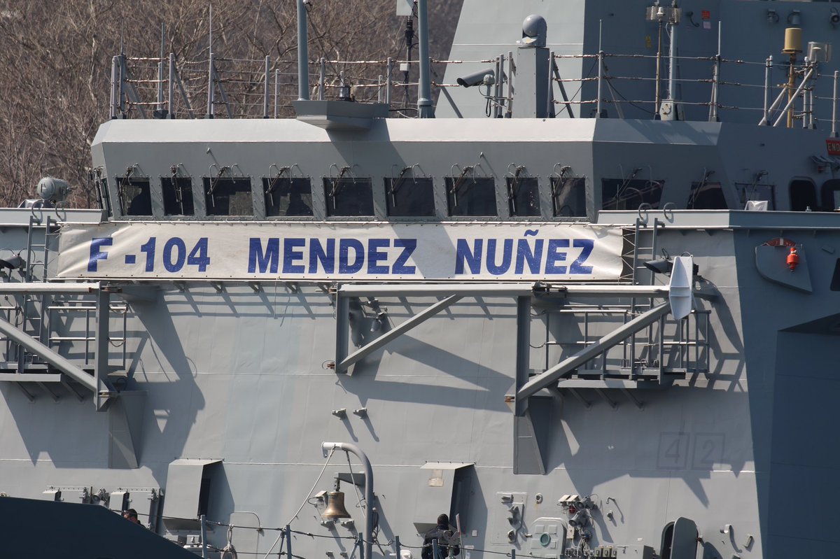YorukIsik's tweet photo. #NATO #SNMG2 Istanbul port call: Armada_esp’s Alvaro de Bazán class AEGIS frigate & @COM_SNMG2 flagship ESPS Méndez Núñez & Turkish Navy MEKO200TN IIA/B Barbaros class frigate TCG Kemalreis F247 pierside at Sarayburnu. #WeAreNATO #StrongerTogether #SHAPE70 https://t.co/tikL0xLk5j