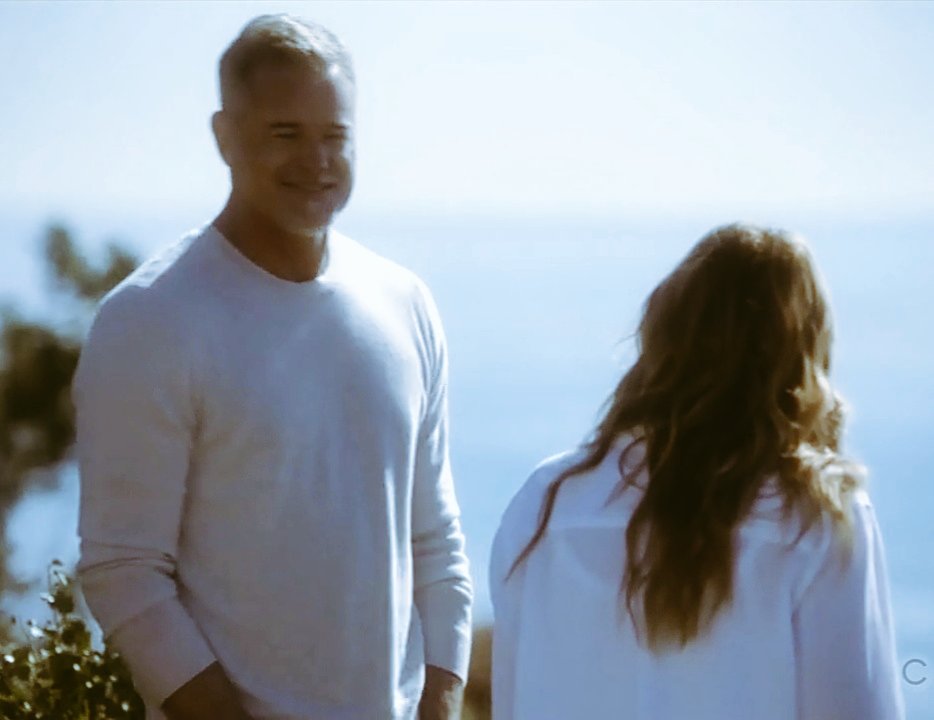 cuhmille_'s tweet photo. "When you love someone, you tell them." 💙❤
-Mark Sloan
#SLEXIEENDGAME #GreysAnatomy https://t.co/bYVhCf4Q4l
