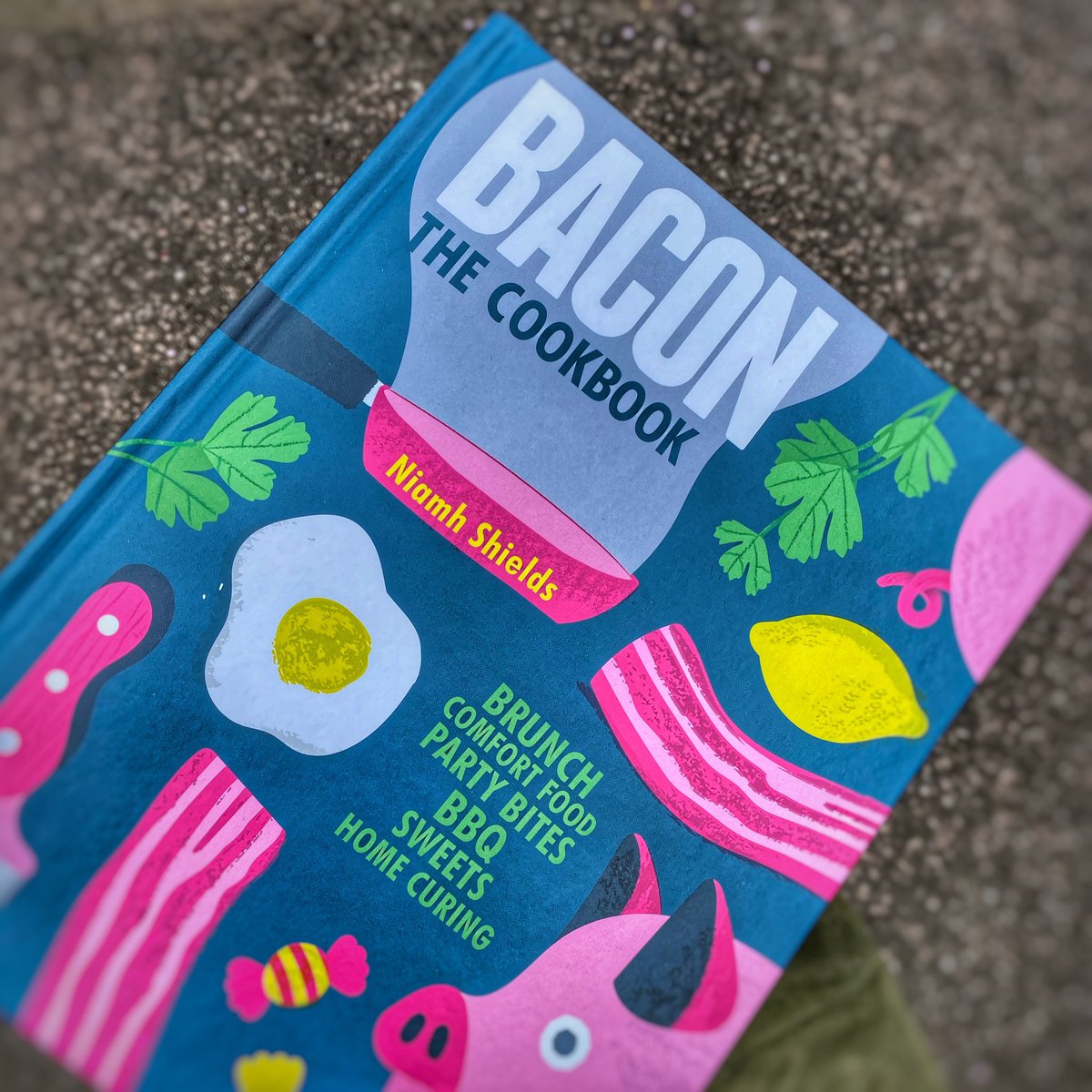 sausagekinguk's tweet photo. Amazing birthday present from @esthersofeaton &amp; @palldoc. Thank you.  @eatlikeagirl this looks incredible! https://t.co/SOOcgvTFDg