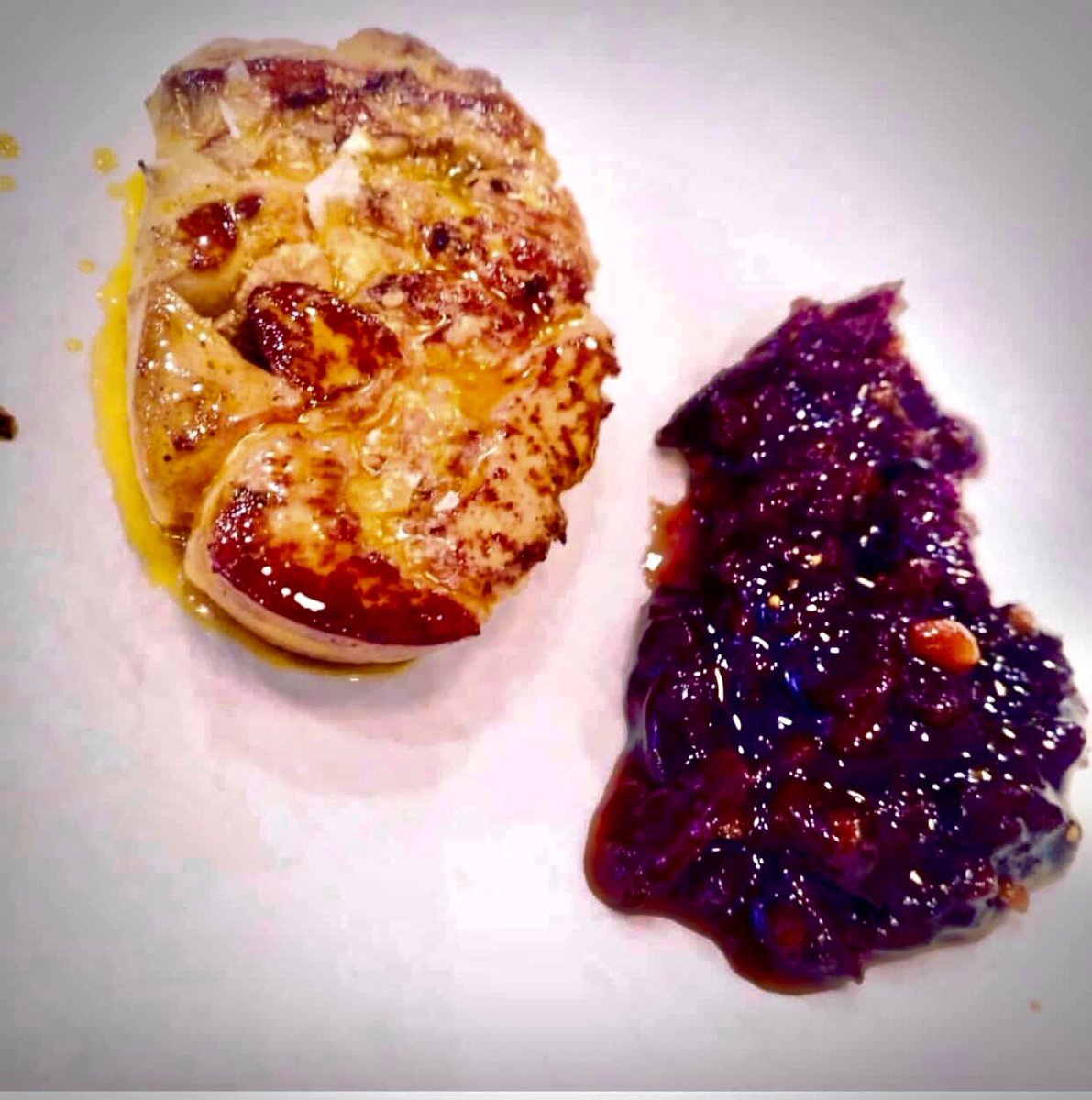 IvanOrigenes's tweet photo. Resultado un gran plato: FOIE CURADO EN SAL. ESPECTACULAR!! #ivanvillarorigenes #Oviedo #gastrobar https://t.co/2w3WZWeiYn