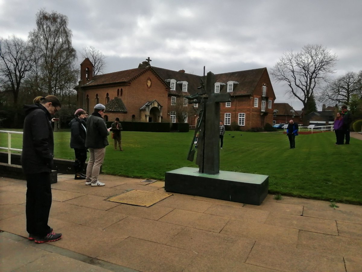 SanjeePerera1's tweet photo. A beautiful cool spring morning and a socially distanced #GoodFriday #StationsOfTheCross service. #SmallJoys #LockdownView https://t.co/bLBS4rfBF0