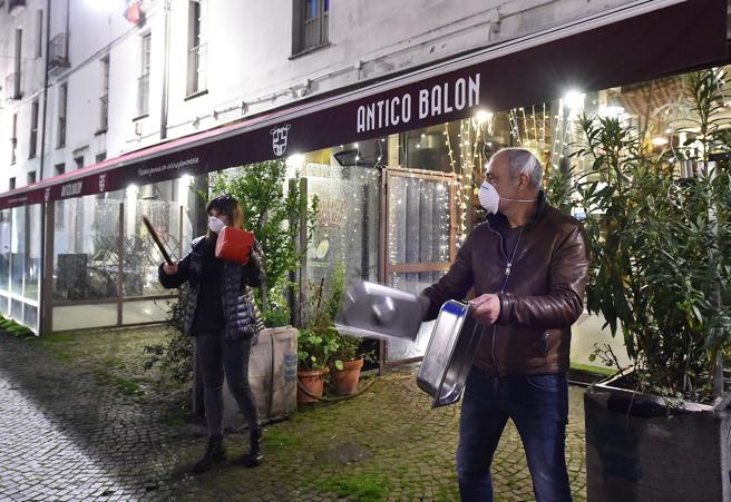 CorriereTorino's tweet photo. «Un biennio fiscale bianco», protesta di Ascom il 13 aprile in piazza https://t.co/z3itNvbM4K https://t.co/OsDKIgPRWl