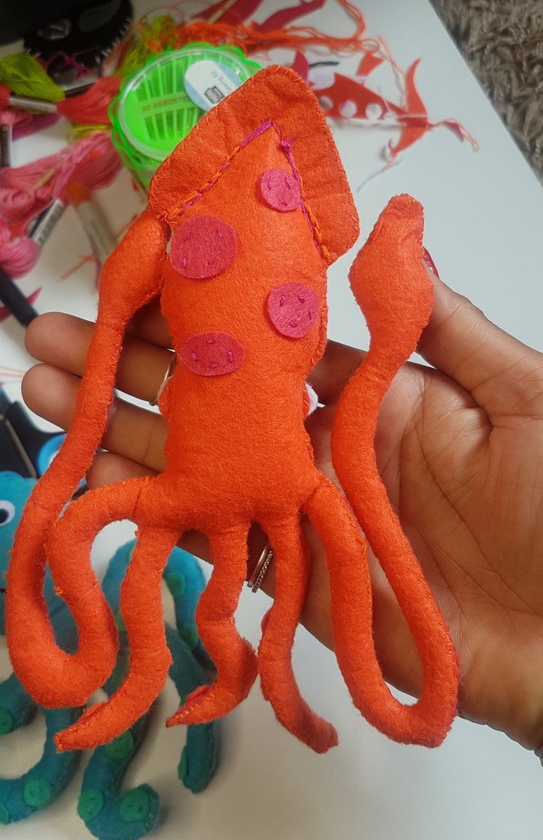JadeLJohnson7's tweet photo. Finally finished the Giant Squid for Lucas, to go with the Octopus I made last weekend! 😁🐙 happy how it came out...however, I'm not gonna say what else it kinda looks like! 👀😳🤔😅 #GoodFriday #creativefun #creativemum #handmade #cephalopods #giantsquid https://t.co/IceU6P2rfR