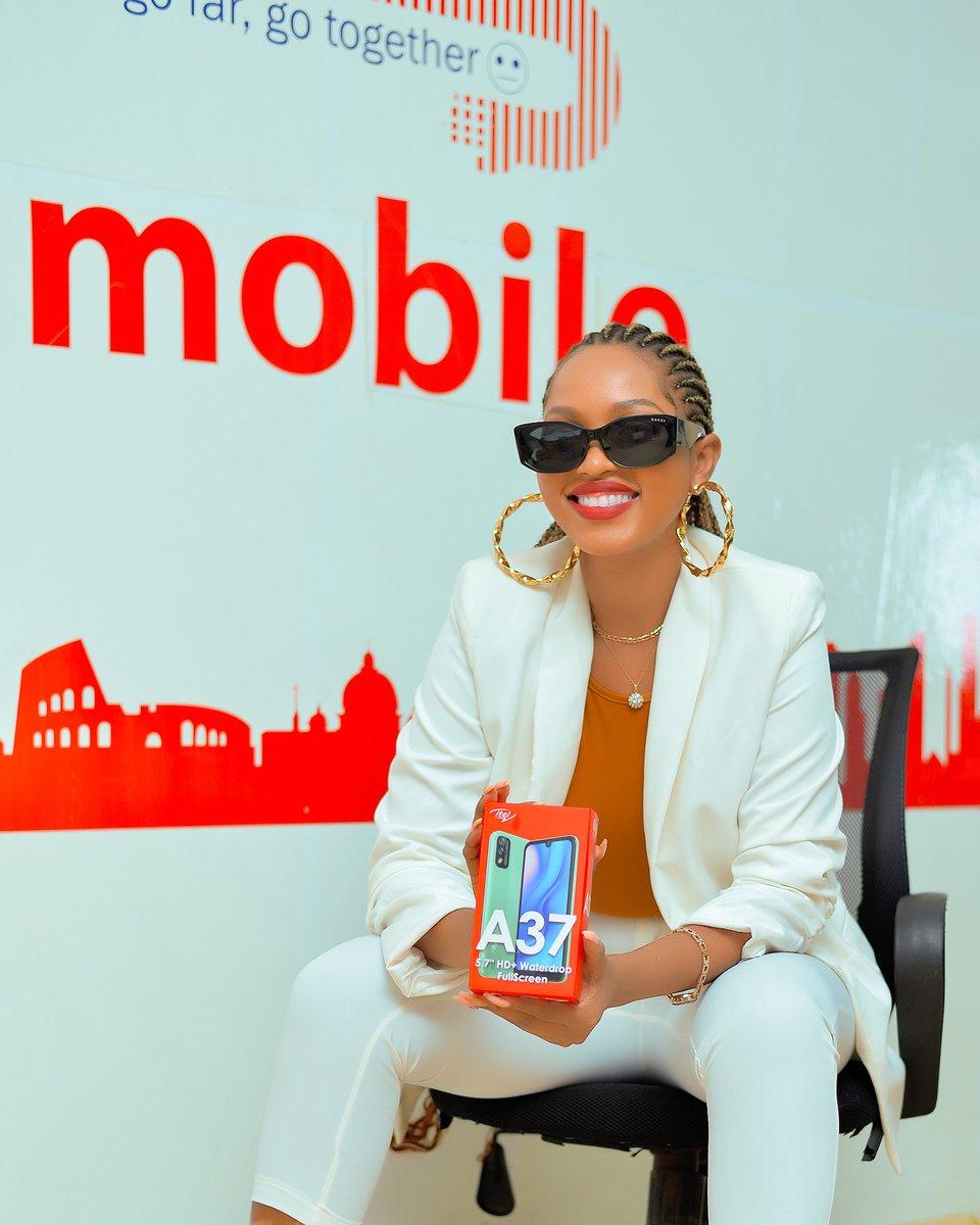 SpiceDianaUg's tweet photo. My itel Family elese akapya. It has today officially launched its latest smartphone, the itel A37. For big screen lovers, the A37 is a must have. You can go to any itel branded shop and buy one today at a RRP of UGX, 239,000 zoka.   #itelA37
#Itelmobilespice  #yourbestchoice https://t.co/tch4KITgXy