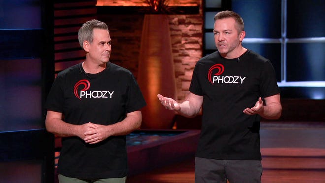 Q92's tweet photo. This morning at 8:30am @MandCQ92 will be talking with  Hoover High School Grad, Josh Inglis. His business @ThePhoozy will be featured on tonight's episode of @ABCSharkTank at 8pm on @ABCNetwork. https://t.co/SOg940R6qC