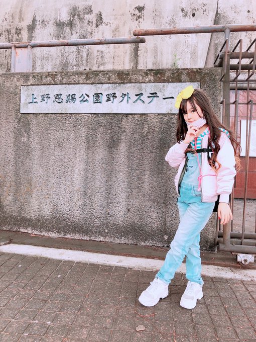 Twitterのコスプレ画像32