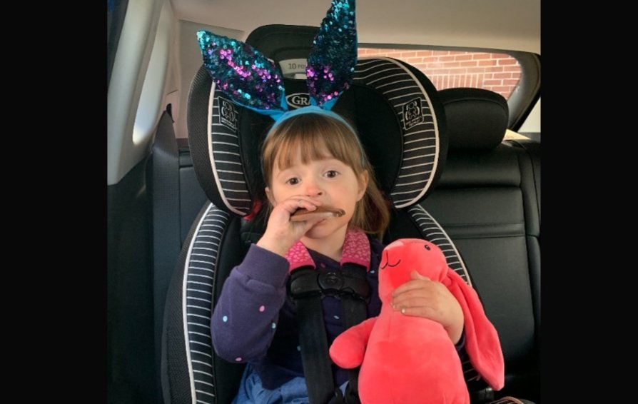 Chocolate and seatbelts with a friend - the making of a great and safe Easter! Keep all your bunnies safe and secure this long weekend by ensuring everyone in the vehicle buckles up. #BuckleUp #drivesafe #EasterWeekend2021 #OPPCaledon @YourCaledon #clickitorticket ^im