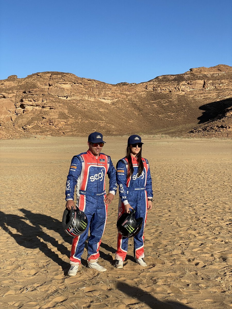 dshaefer's tweet photo. #TeamSEGI! You better believe I’m voting for #SaraPrice and #KyleLeduc #Gridplay @ExtremeELive #DesertXPrix https://t.co/5yraTU9feJ
