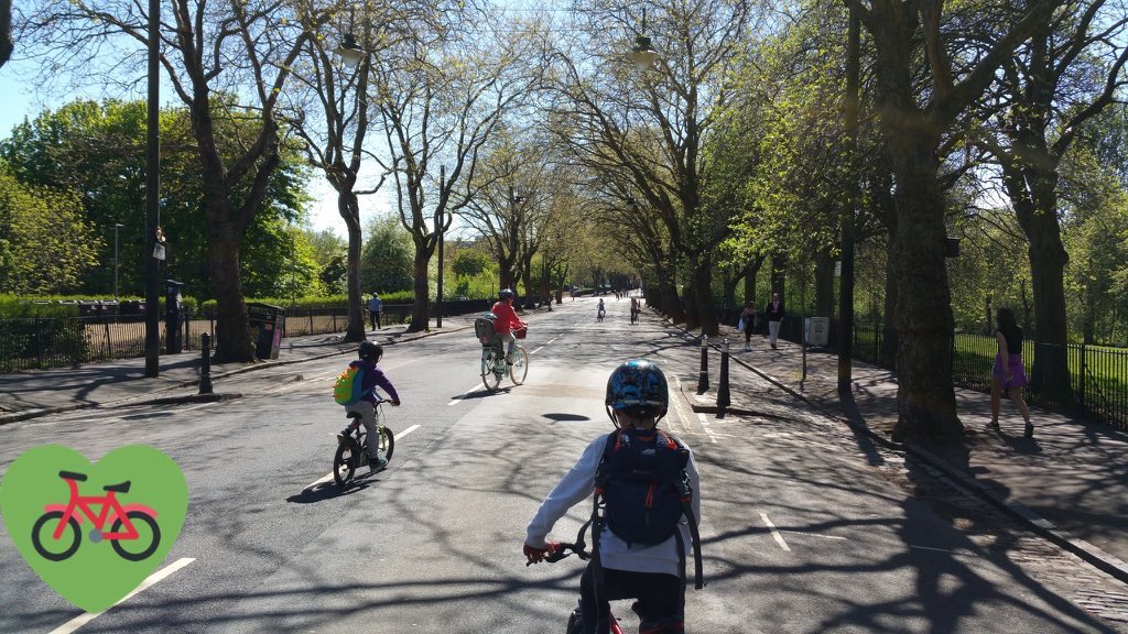 Let’s celebrating a year of pedestrian and cycle use of the Kelvin Way. 🎉

Today please bring poems, pictures, photos, objects, chalk drawings or whatever else you'd like to create, and attach them to the railings on Kelvin Way just next to the bandstand. (1/3)