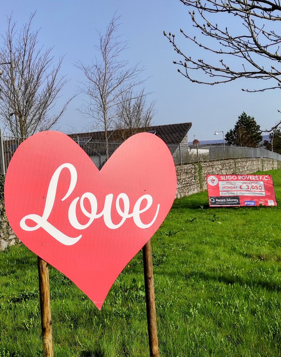 Marie_Casserly's tweet photo. 🌼♥️I'm delighted to take part in this nationwide #FeelGoodCampaign that @SenatorKeogan and Ind Cllrs launched nationwide to help spread a little cheer and bring a smile to people’s faces during these difficult times #Sligo #Easter2021 #HoldFirm #Hope https://t.co/iRaUi2rOrz
