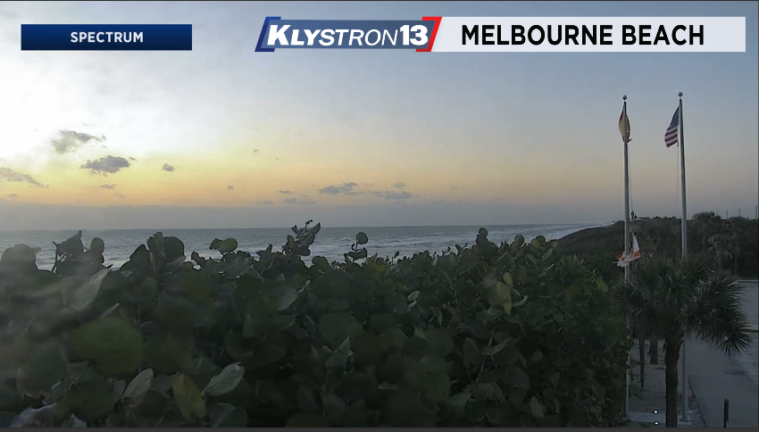 MyNews13Weather's tweet photo. Beautiful sunrise this morning in Melbourne Beach, but it is a chilly one!
7 am temps are in the 40s and 50s across the area, with stiff N winds.
Update on how warm we get this afternoon right now on Spectrum News 13! #flwx #Orlando #FLcold https://t.co/qh2Ou9H0ES