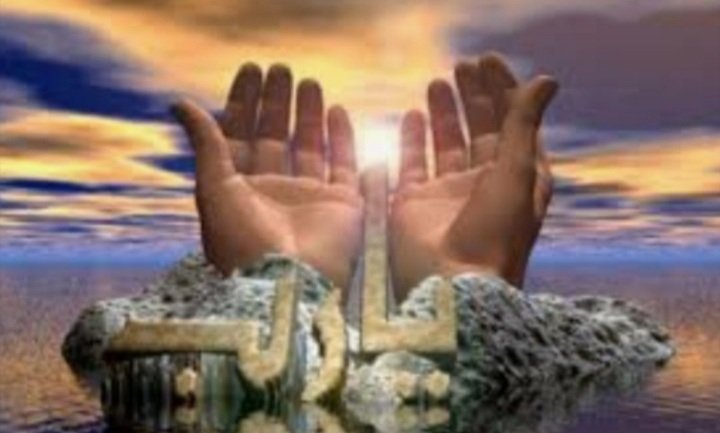 #يارب
#اللهم_صل_وسلم_على_نبينا_محمد 
#اللهم_بلغنا_رمضان 
#كسرات

ياالله      يارب     جنِّبنا
من يألفون  الضرر  للغير

وإنك      بفضلك    تقرِّبنا
من كل خيِّر  يحب الخير

#مركاز_الكسرات_الهادفه
#سعد_البشيري_الأحمدي