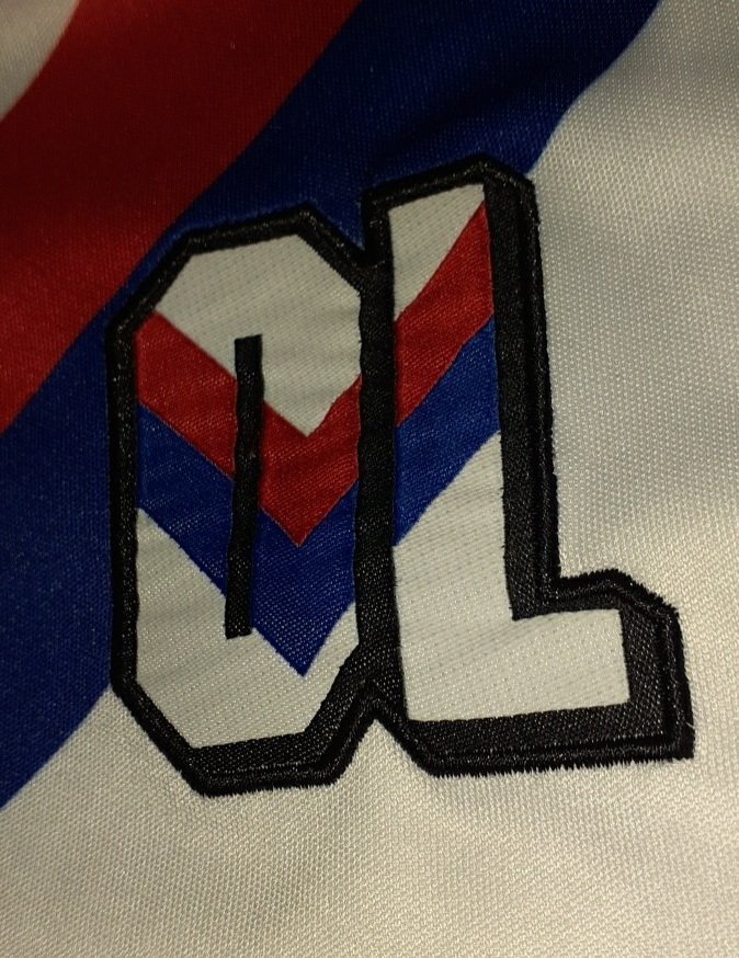 Julien__MG's tweet photo. THREAD | FOOTBALL ⚽️ 👕

Bon j'avais envie de faire ça depuis quelques temps du coup voilà mes maillots sous forme de thread.

J'en ai pas encore énormément mais je l'actualiserais à chaque fois que j'en aurais un nouveau.

✌ https://t.co/Lfp99jdd3X