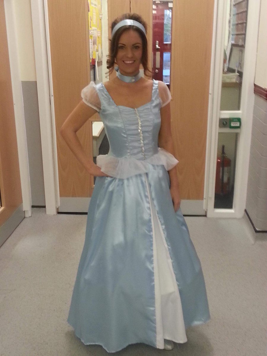 NDELaurenW's tweet photo. Things you do when you work in a school. Prince and Princess day for Reception class #LSA #princeandprincesses #7yearthrowback https://t.co/kVmyDvYUJF