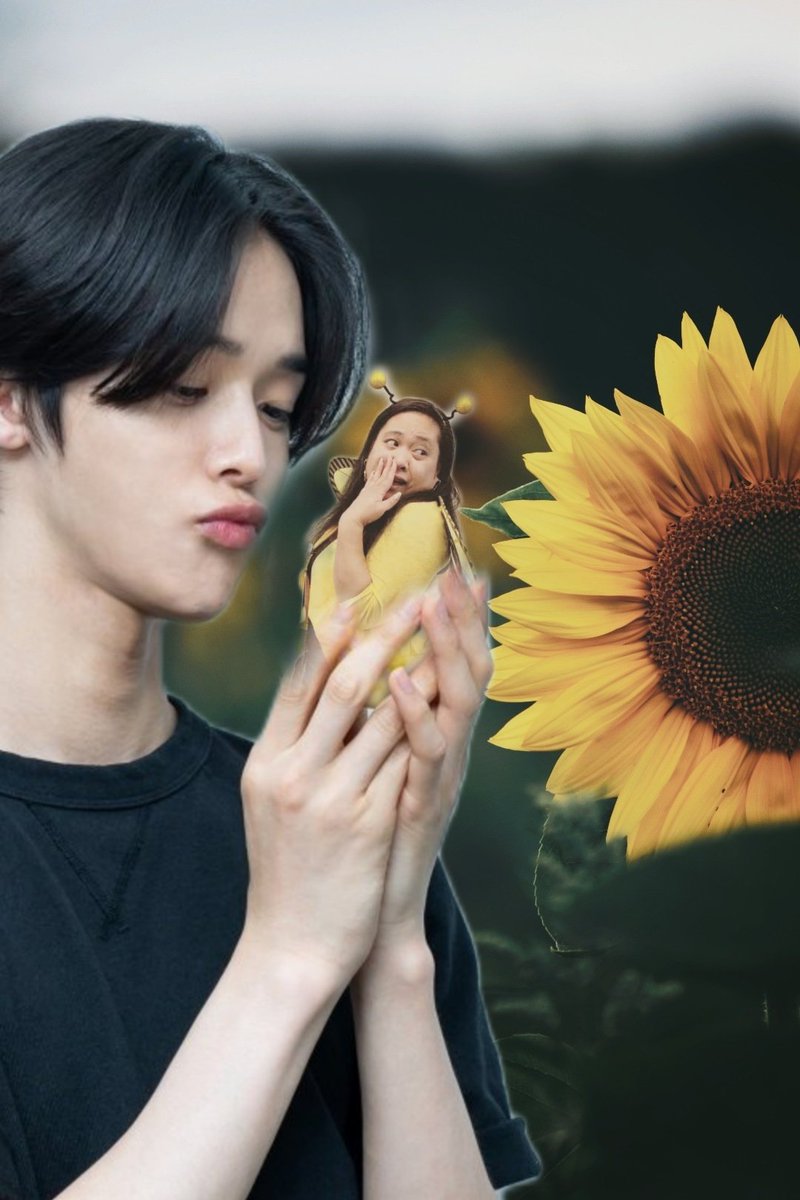 Druly4K's tweet photo. I woke up to a pretty day called keiys selca day :) when a honey bee finds her flower boy to be. #KeiysSelcaDay #springtheme #BigHitJP_Boys #wemissK 💚💚💚💚💚💚 https://t.co/5llHikMR57