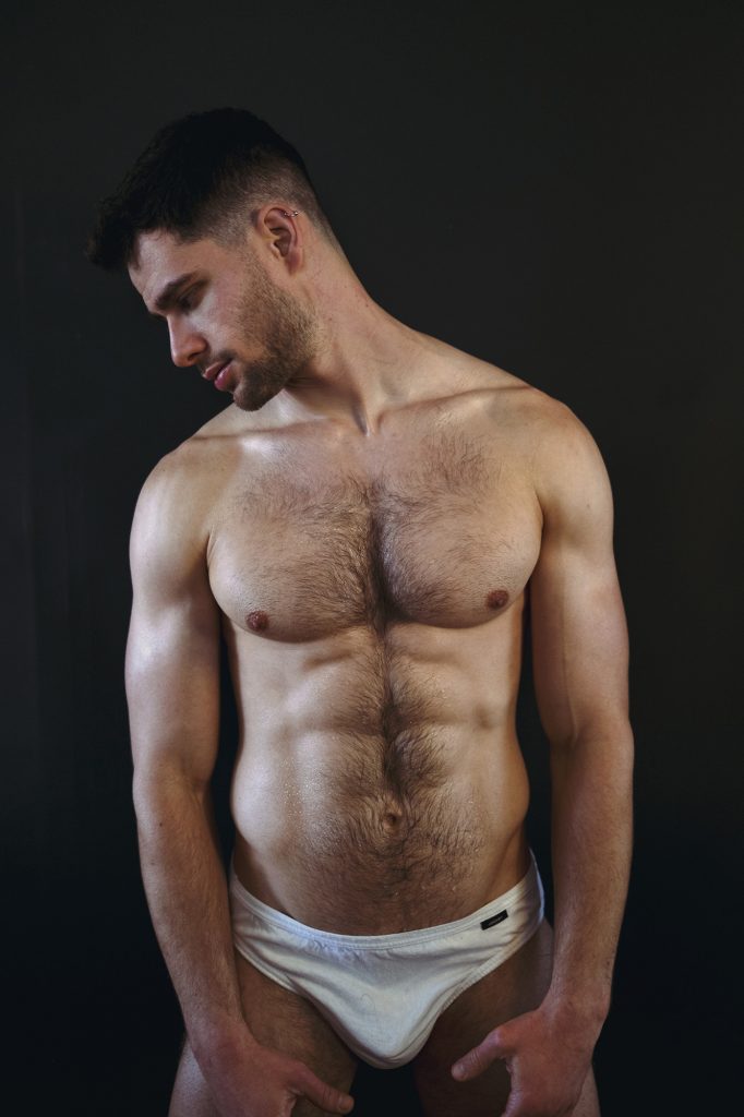 ExA0TTxW8Agi46M?format=jpg&name=medium