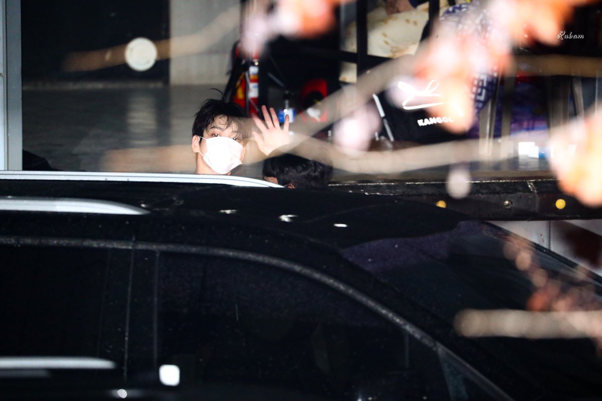 313Rubamm's tweet photo. 210320
퇴근 🐰
왜 이렇게 예뻐🌸
@TXT_members 
#수빈 #TXT_수빈   #SOOBIN  #TXT_SOOBIN  #투모로우바이투게더   #TXT  #TOMORROW_X_TOGEHTER https://t.co/90Ss2NEyCv