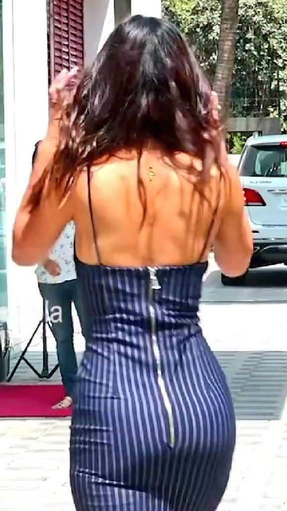 vijshan2's tweet photo. she already taken mus cock? https://t.co/G3HrN3i1qI