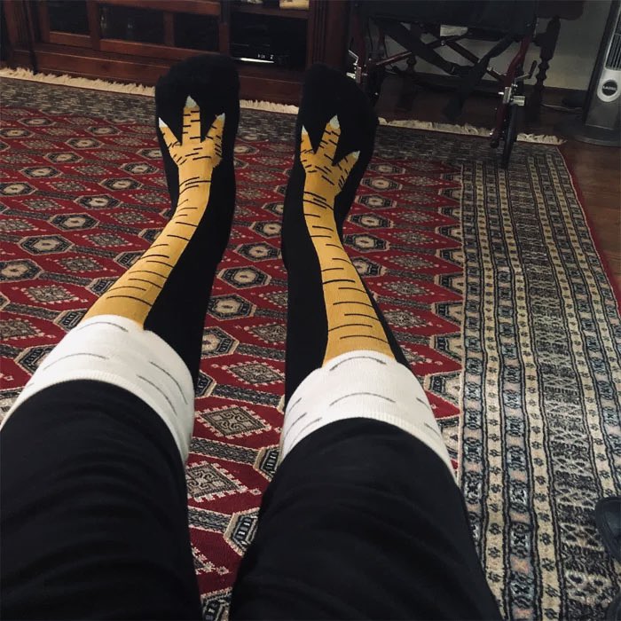 Favlayanlar arasından bir kaç kişiye bu yeni çoraplarımdan hediye ediyorum sjdjdj isteyenler yazsın 📿 #OHANALANDIN