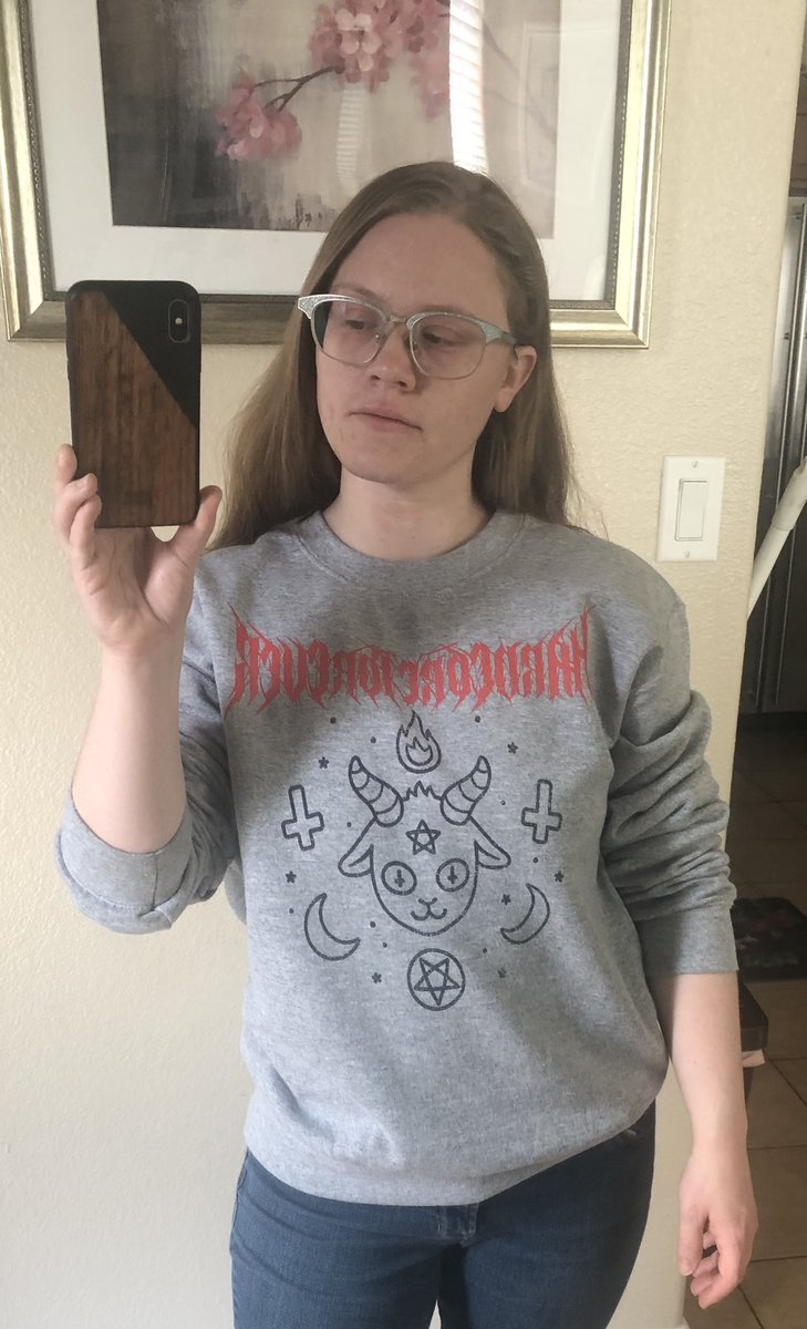MetalxMamaxMake's tweet photo. Happy Sunday y’all. 😈 

Sweatshirt from: @hardcoreforeve1 https://t.co/9wi3TshUPu