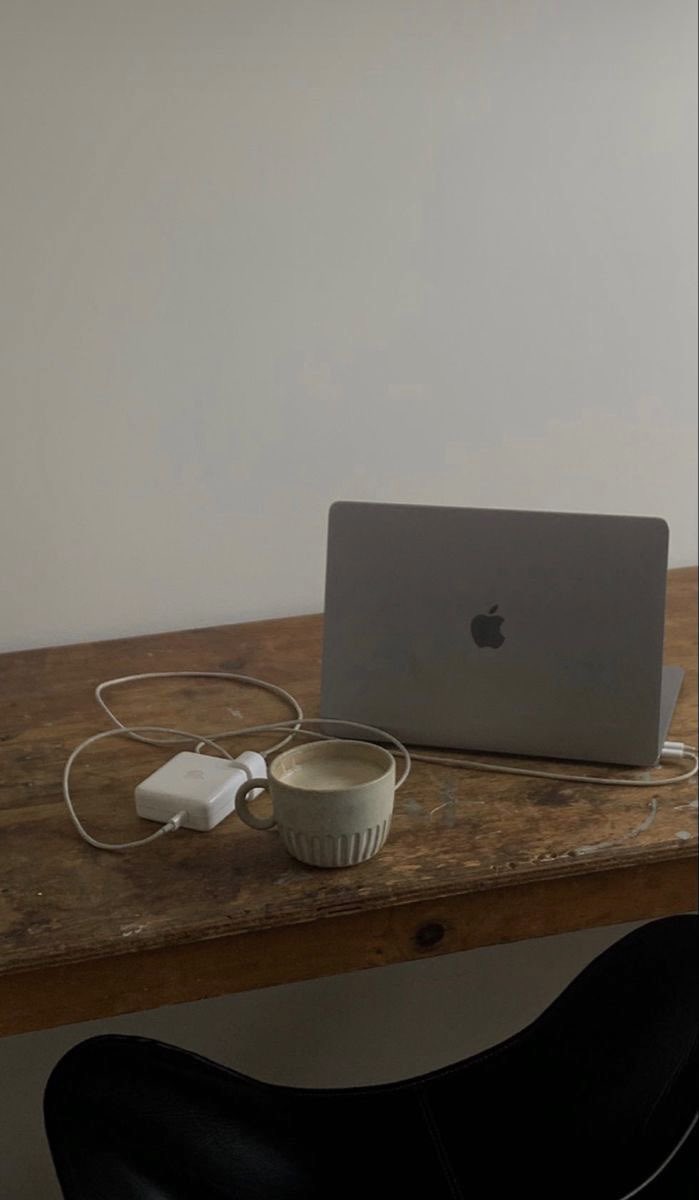 douxfem's tweet photo. study day — https://t.co/QOcl8Hi4BE