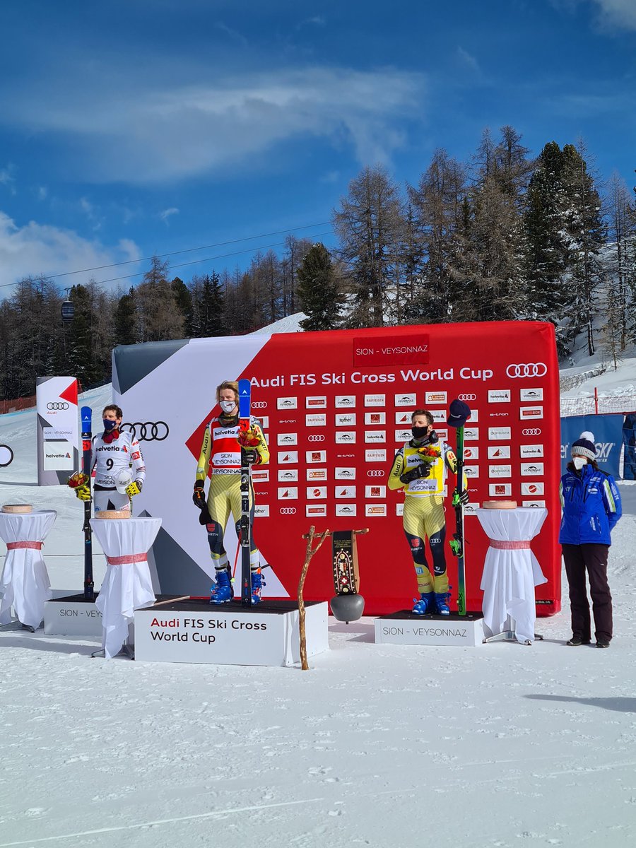 FISfreestyle's tweet photo. Final SX podiums of the season 2020/21 in @Veysonnazsuisse: 
Women: 
🥇 @sandranaslund 
🥈 @SmithFanny 
🥉 @BaronAlizee 

Men: 
🥇 Florian Wilmsmann 
🥈 Jonathan Midol 
🥉 Tim Hronek 

#fisfreestyle #finalpodium #skicross https://t.co/P9cRtF4d78