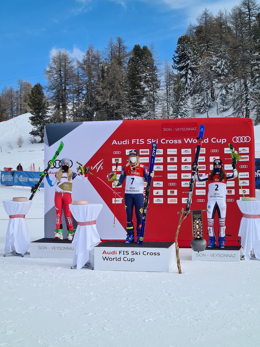 FISfreestyle's tweet photo. Final SX podiums of the season 2020/21 in @Veysonnazsuisse: 
Women: 
🥇 @sandranaslund 
🥈 @SmithFanny 
🥉 @BaronAlizee 

Men: 
🥇 Florian Wilmsmann 
🥈 Jonathan Midol 
🥉 Tim Hronek 

#fisfreestyle #finalpodium #skicross https://t.co/P9cRtF4d78