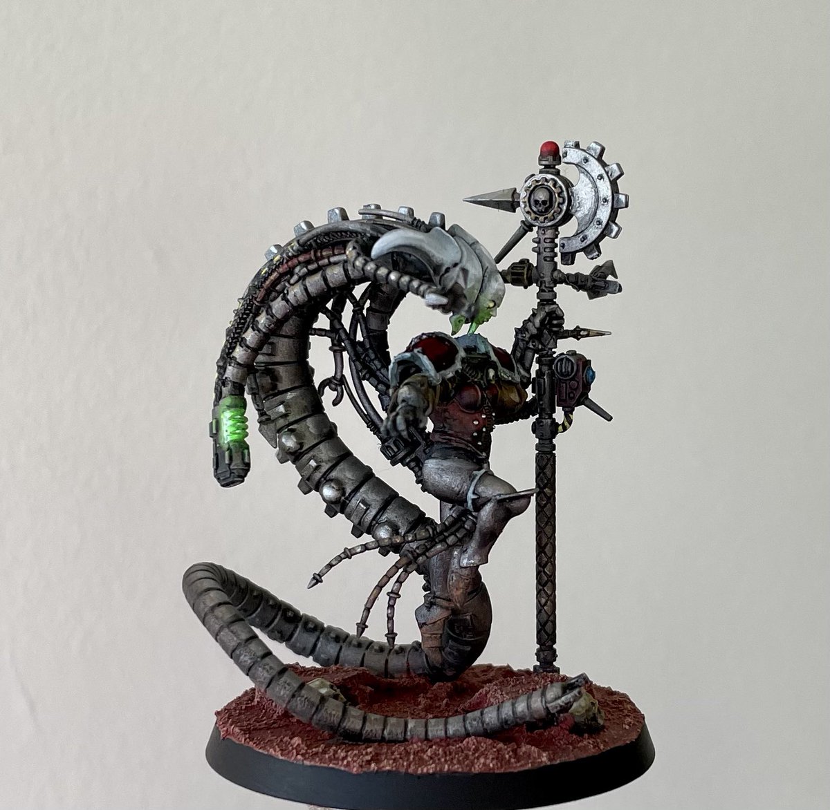 speedfreek's tweet photo. Trying to take good pictures is hard.
Here is my #heretek #adeptusmechanicus #kitbash #conversion for #warhammerpaintcomp
#warmaidens #warmongers #paintingwarhammer https://t.co/c6sGsYcLmI
