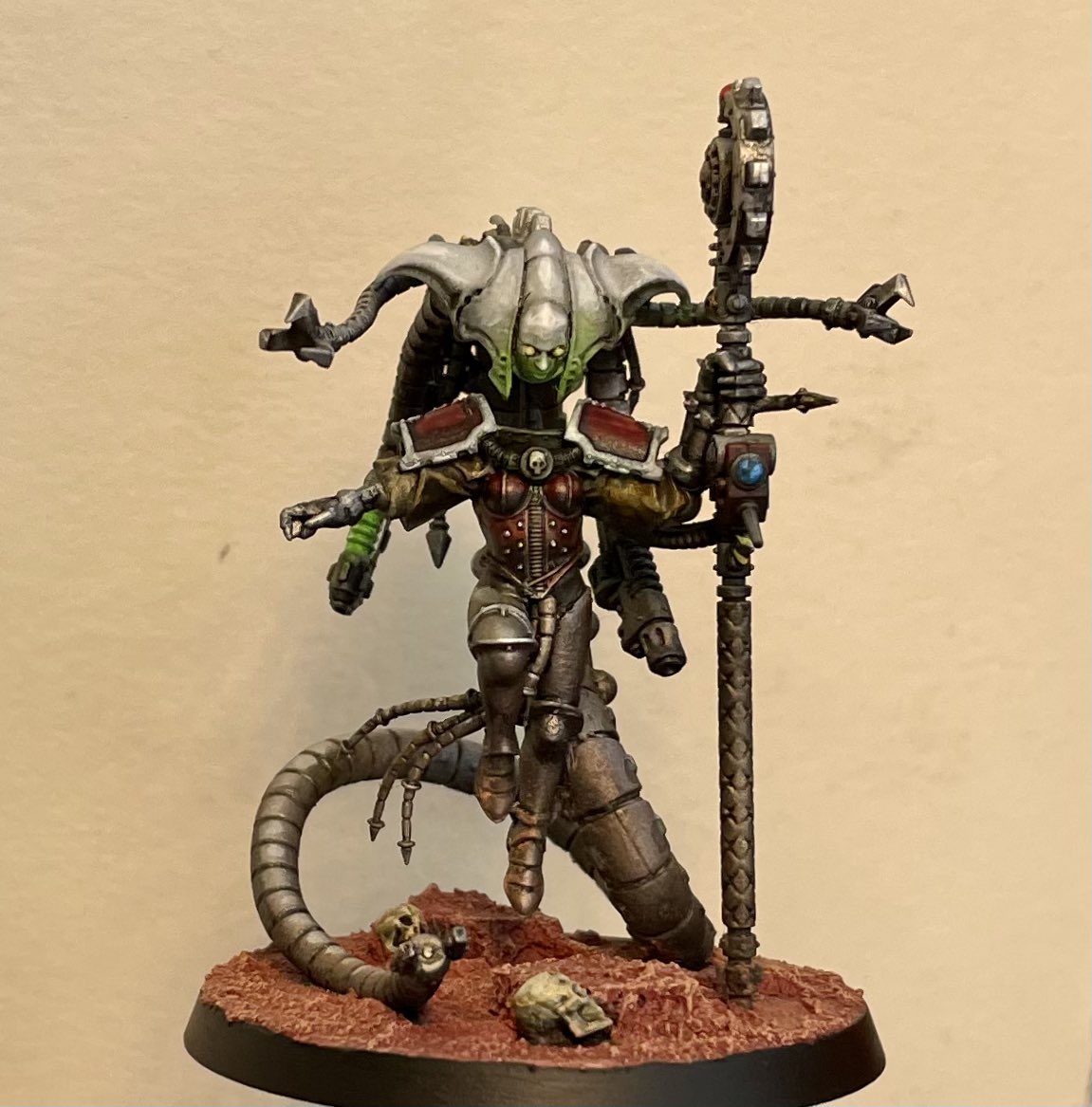 speedfreek's tweet photo. Trying to take good pictures is hard.
Here is my #heretek #adeptusmechanicus #kitbash #conversion for #warhammerpaintcomp
#warmaidens #warmongers #paintingwarhammer https://t.co/c6sGsYcLmI