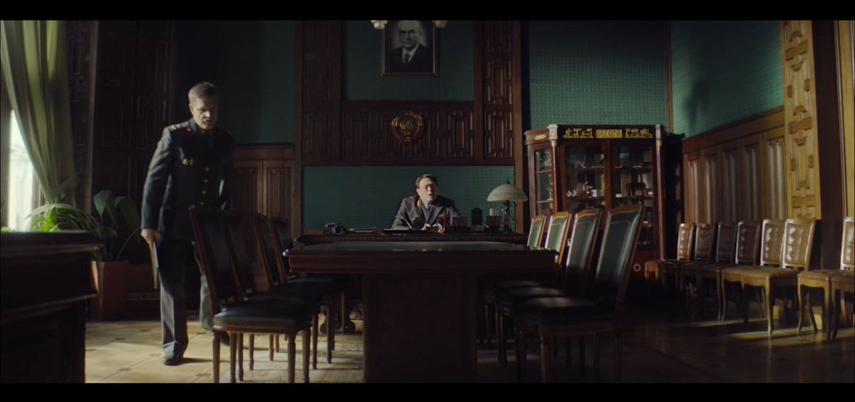 vilgun_'s tweet photo. Чикатило \ Сериал \ 2021
--- 1 серия
Отличная первая серия, с отлично переданной атмосферой СССР #чикатило @Okkomovies https://t.co/Bmvs2thAEj
