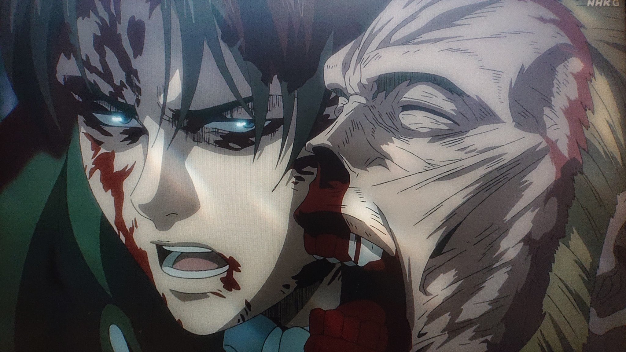 Hide アニメ垢はフォロバ 進撃の巨人 Shingeki 73話 ミカサを奴隷呼ばわりしアルミンをボコボコにするエレン 何が彼をそうさせたのか ジークによって部下を巨人にされ怒りに震えるリヴァイが半端じゃない 俺たちがどれだけ仲間を殺してきたと思ってる
