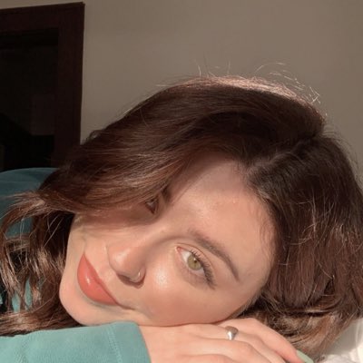 syd_noi's tweet photo. #NewProfilePic 😳 https://t.co/cMtJmnYddv