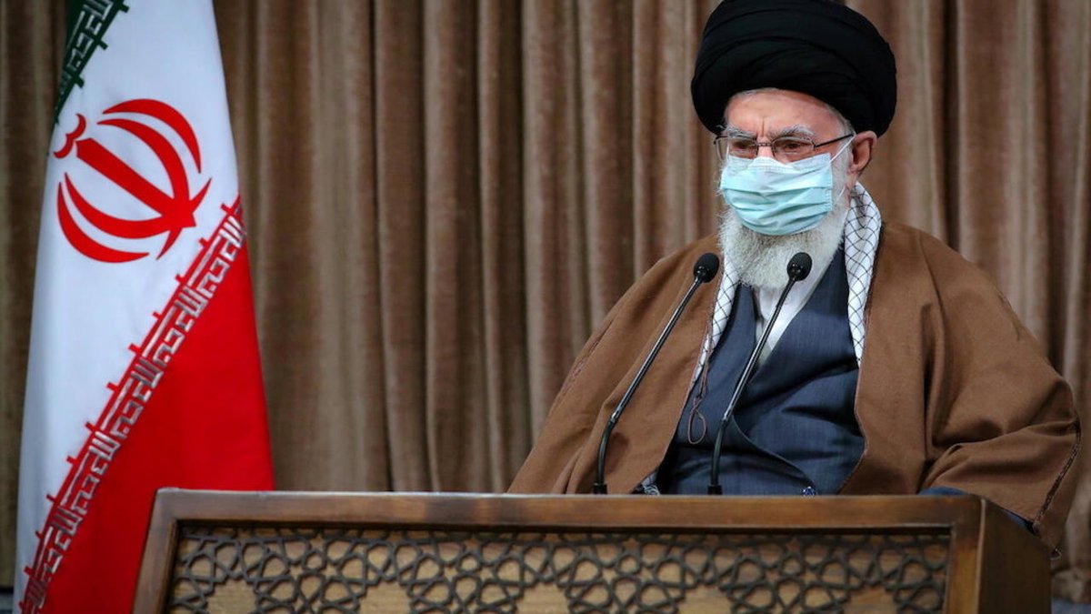 علي خامنئي إيران لن تلتزام بتعهداتها النووية إلا بعد أن ترفع واشنطن كل العقوبات