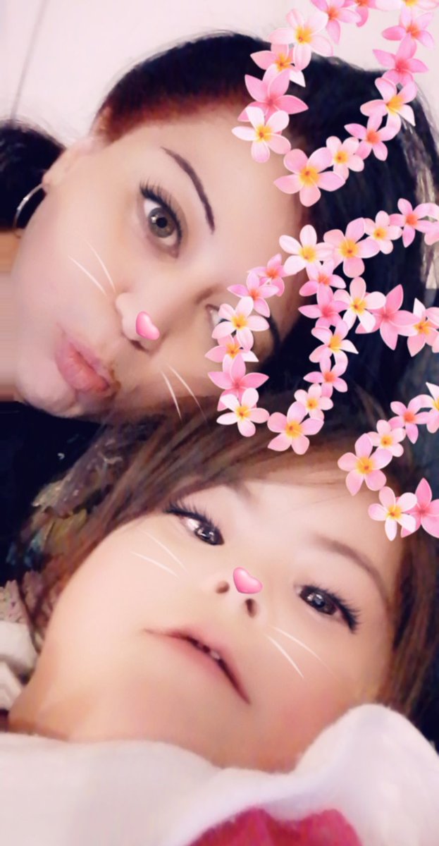 inandrea20's tweet photo. Gracias por enseñarnos que con poquito se es inmensamente feliz y darnos amor por montones... Te amamos pequeña Antonia 😍😘 #DiainternacionalDelSindromeDeDown #Trisomie21 #T21 #DownSyndrome #DownSyndromeDay #love #diversidad #amorparatodalavida https://t.co/LOCWYJcOwb